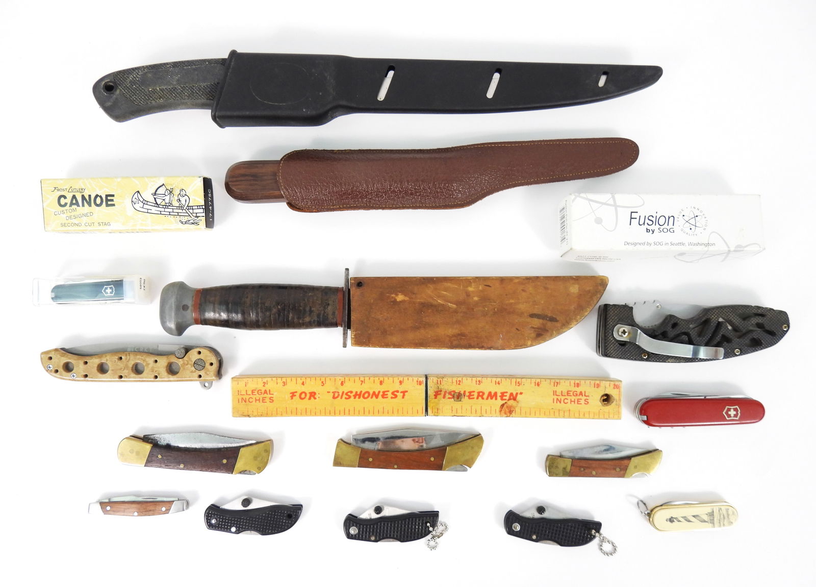 Collection of Pocket & Belt Knives (1 of 7)