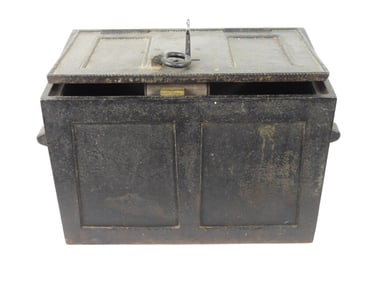 Civil War Quartermaster Strong Box w/ Document