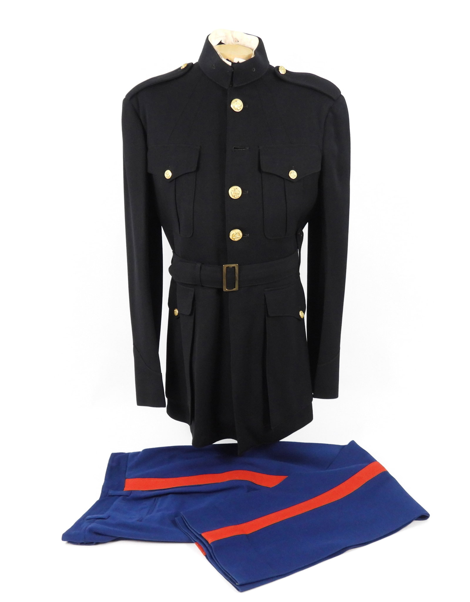 USMC Officer's Uniforms of Lt. R.M. Macaskill (1 of 13)