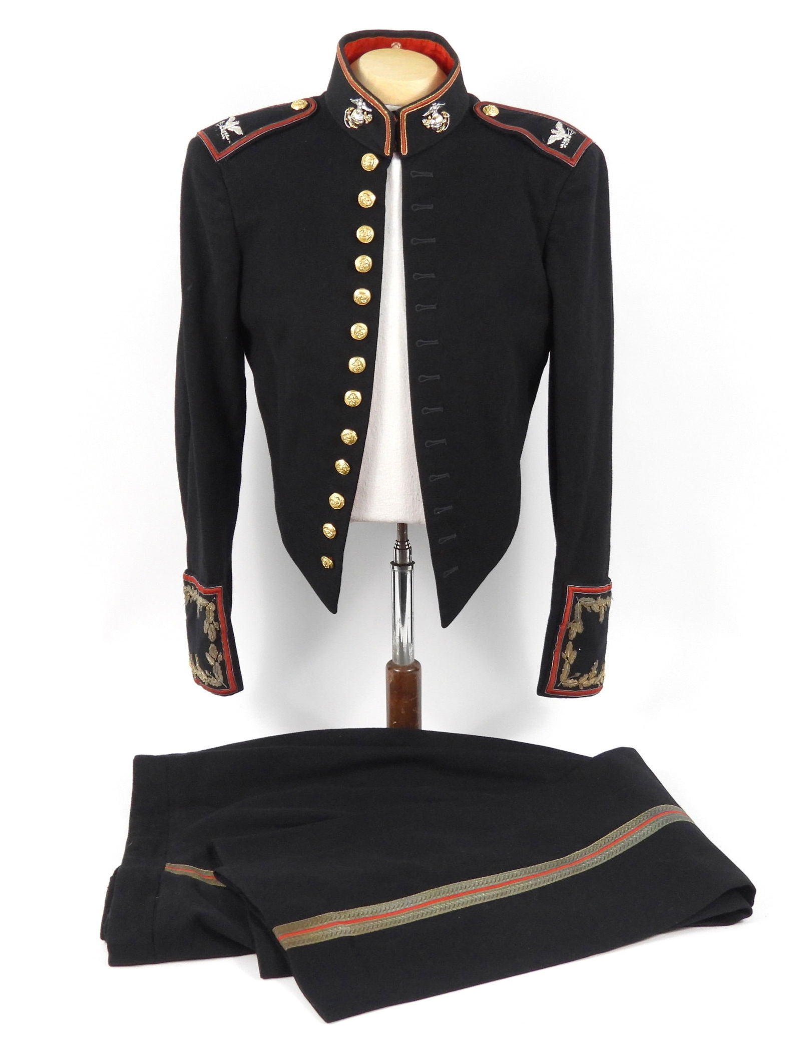 US Marine Corps Mess Dress Uniform (1 of 8)