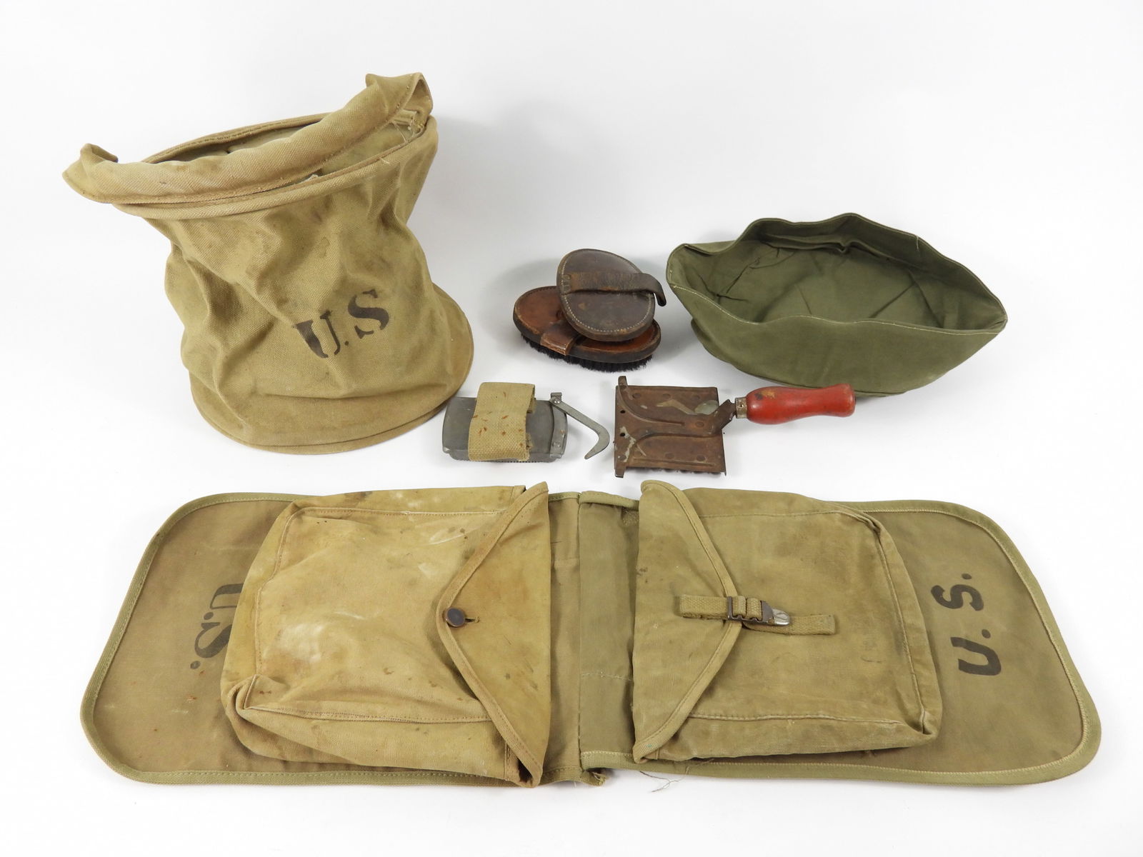 WWII War Dog Watering, Grooming Gear, and Pack (1 of 14)