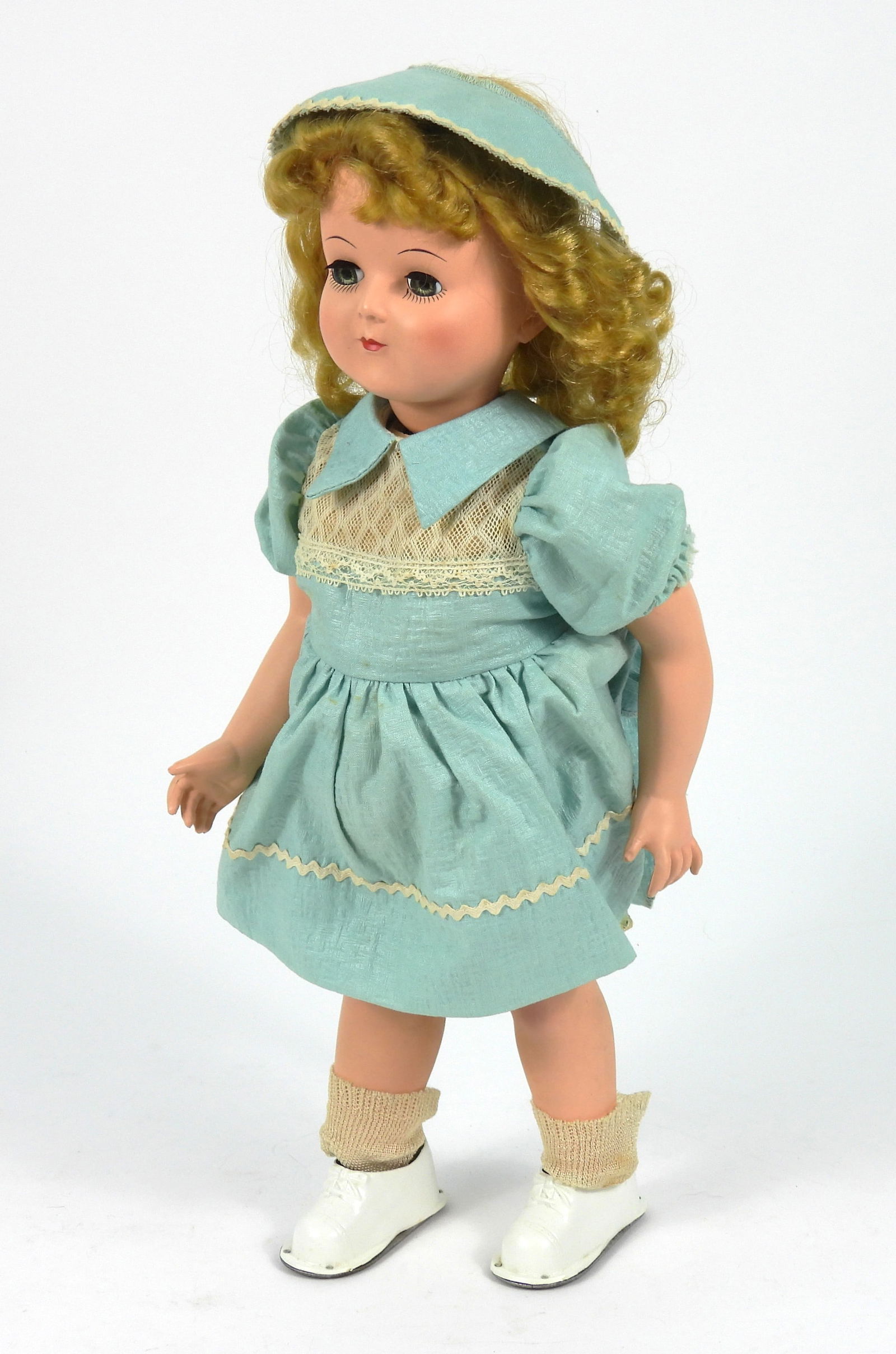 Wanda the Walking Doll w/ Box - 2