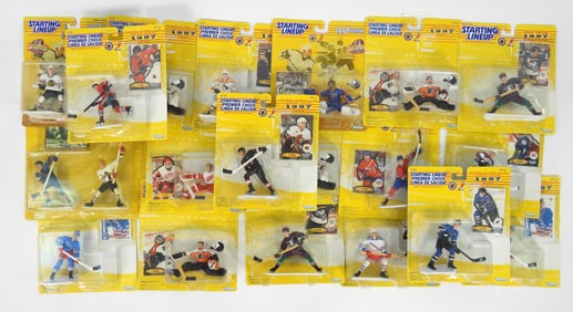 19PC Kenner Starting Lineup Hockey Figures