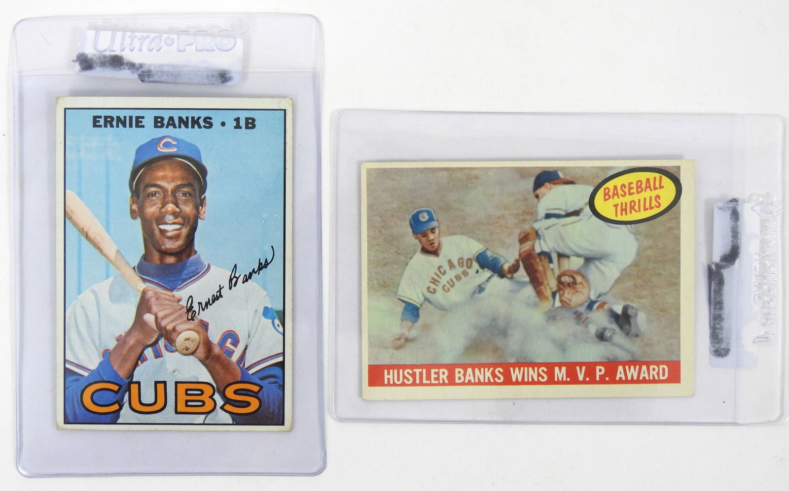 2PC MLB Ernie Banks Cubs Baseball Trading Cards: Includes an ungraded 1967 Ernie Banks1B Cubs #215 card, and an ungraded 1959 Topps Baseball Thrills #469.