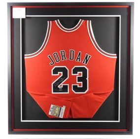 NBA Michael Jordan Signed Jersey Framed
