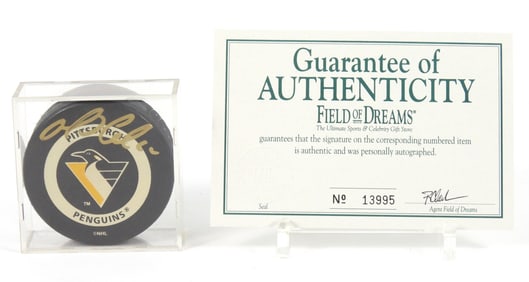 NHL Mario Lemieux Signed Hockey Puck Cased