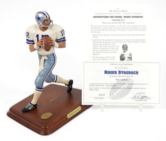 Danbury Mint NFL Display Roger Staubach w/COA