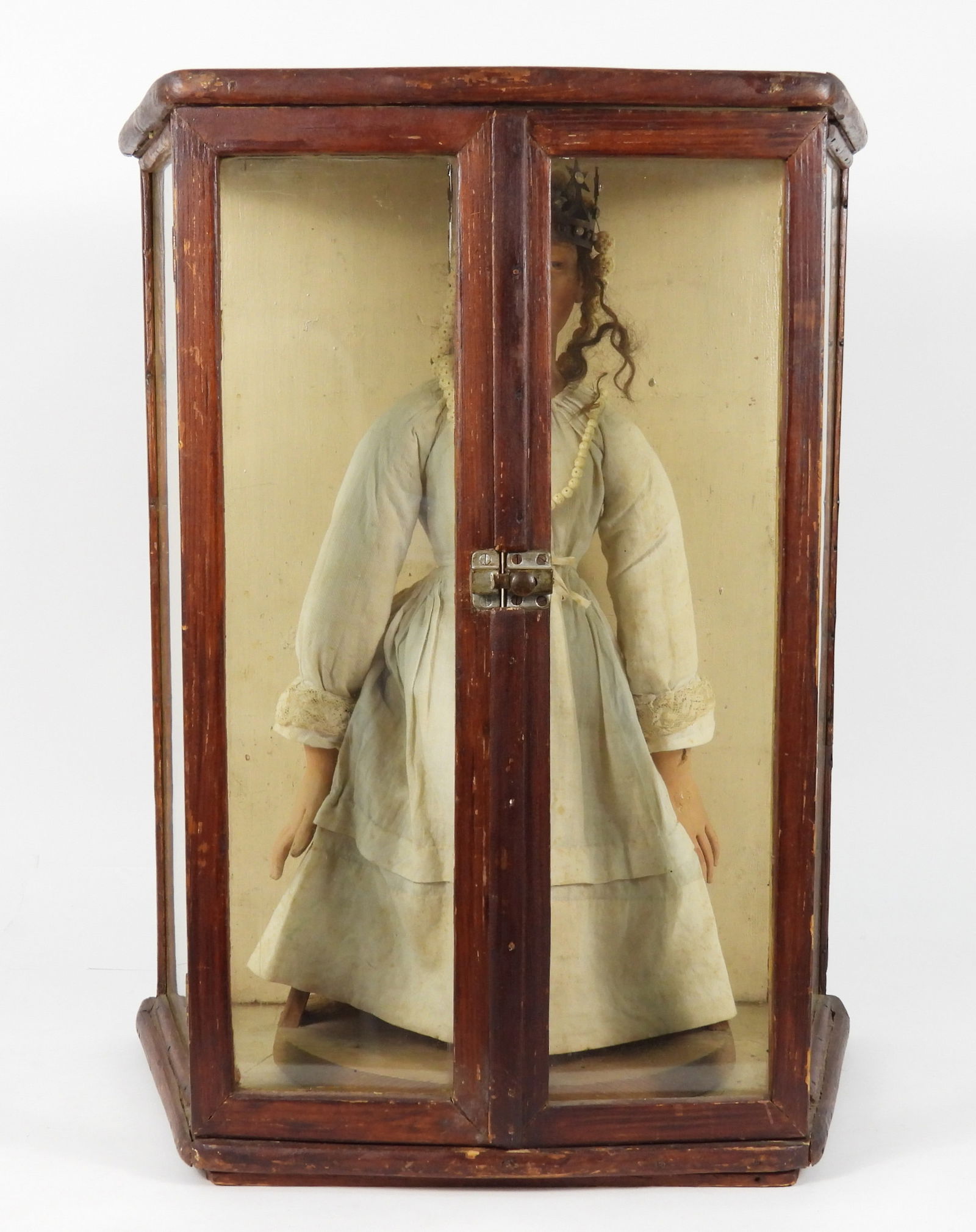 19C Santos Doll Display - 7