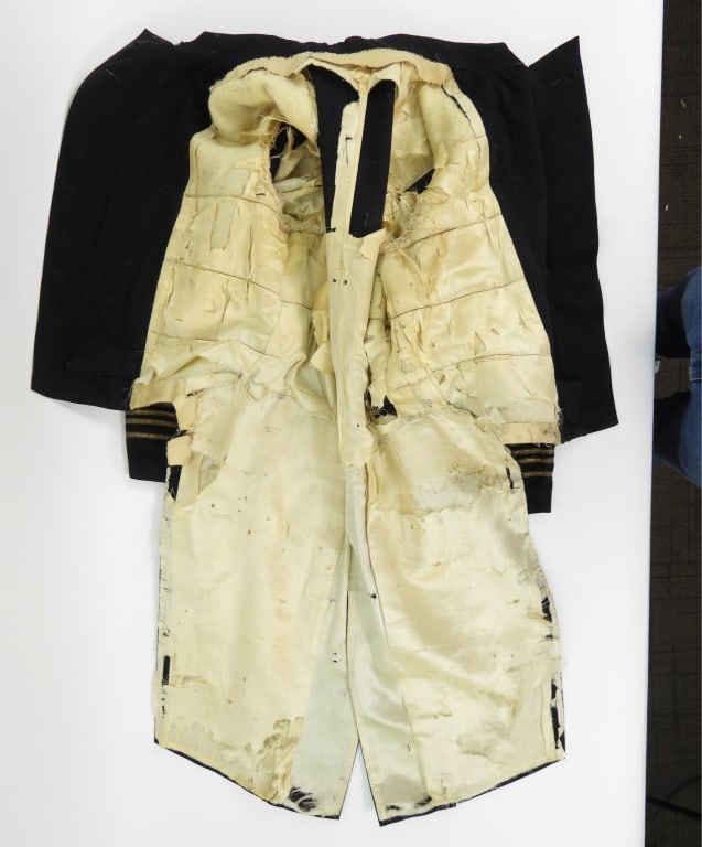 Three US Navy Coats - 8