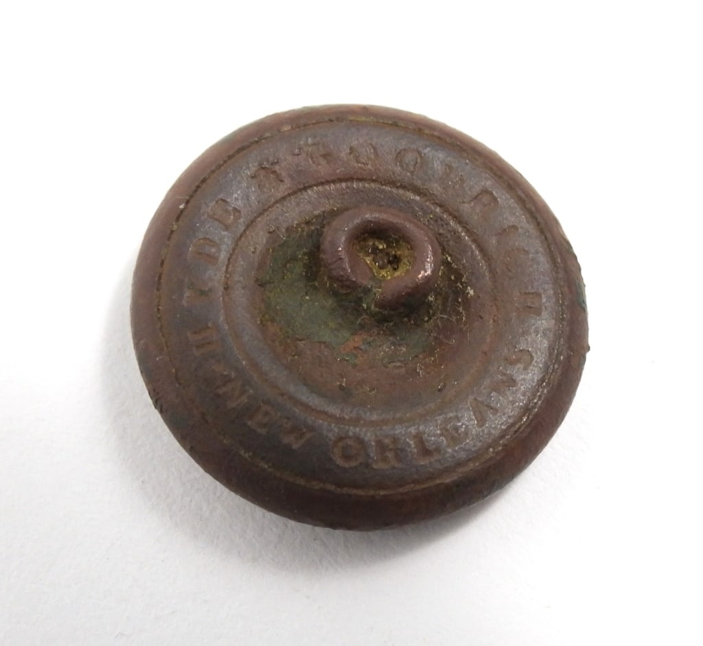 Dug Texas Button - 2