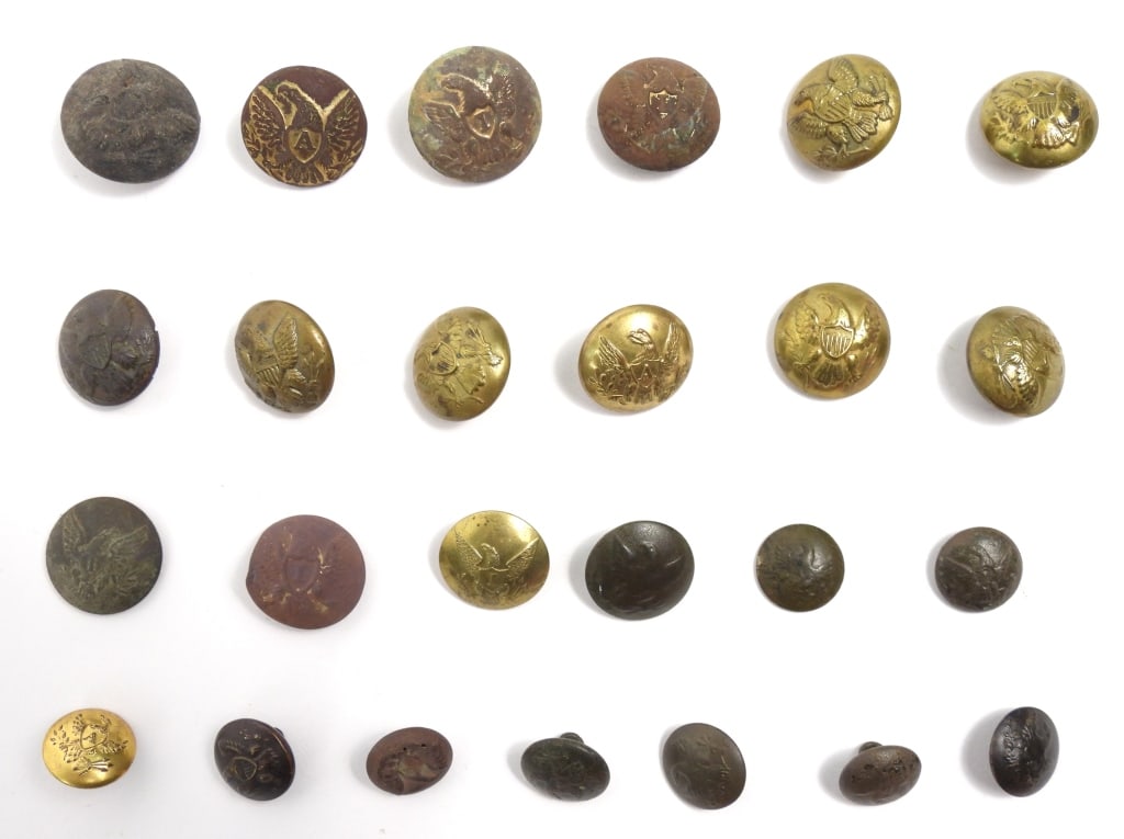 Group of Dug and Non-dug General Service Buttons: Group of dug and non-dug general service buttons, three of the cuff-size and three of the coat-size are one-piece.