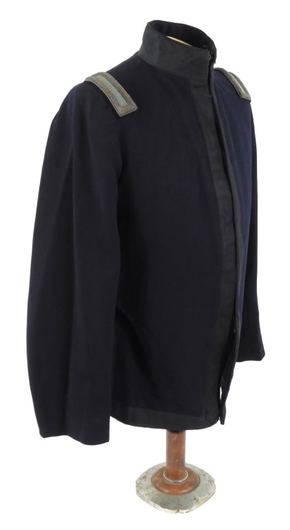 Lieutenant's Model 1895 Undress Tunic - 4