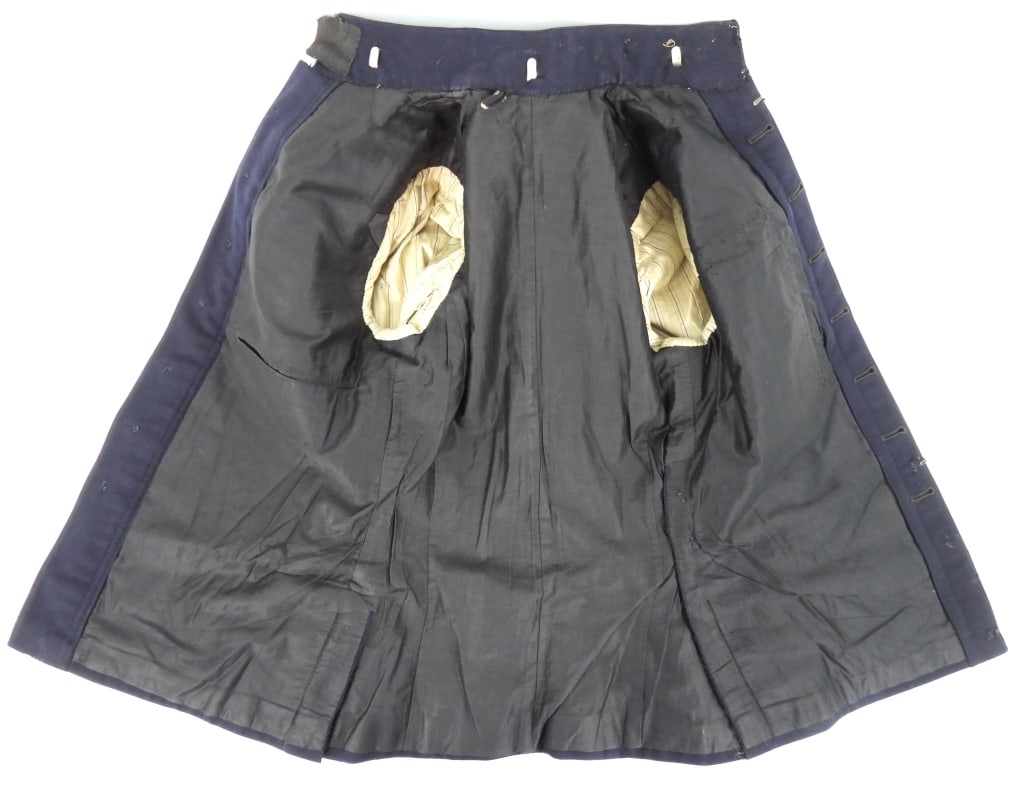 Lieutenant's Model 1895 Undress Tunic - 6