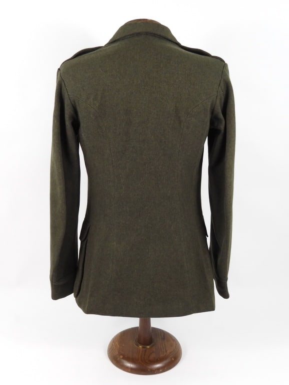 Two US Marine Corps Uniforms - 4