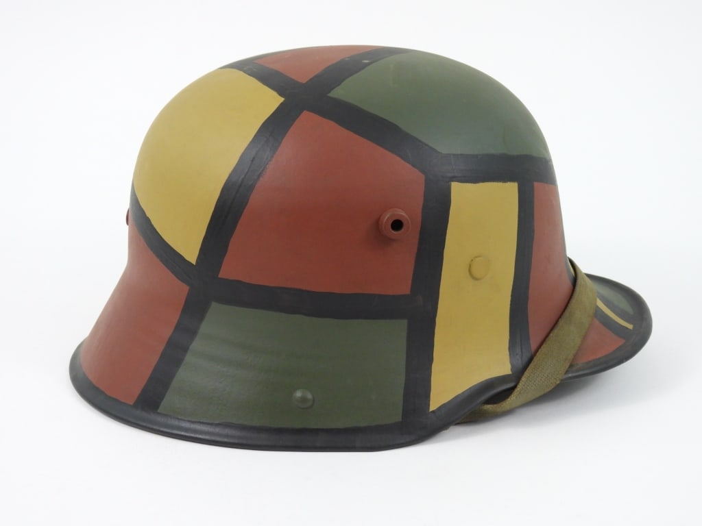 Repainted WW! German Model 1916 Helmet - 4