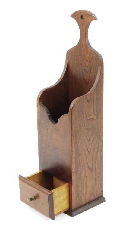 Colonial Williamsburg Hanging Pipe Box - 3