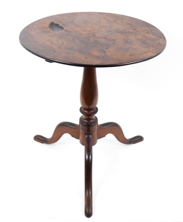 18th-C Queen Anne Tilt Top Tea Table - 2