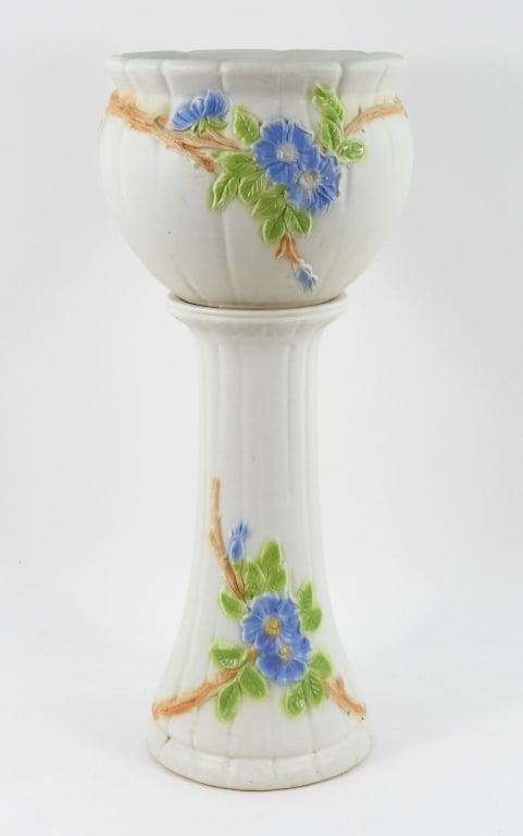 Robinson Ransbottom Jardiniere W-Stand: Pedestal and jardiniere in floral blue #421 pattern made by the PPP Company of Roseville Ohio. The company took over after the Weller Pottery Co. closed. Measures 13" diameter x 32" high.