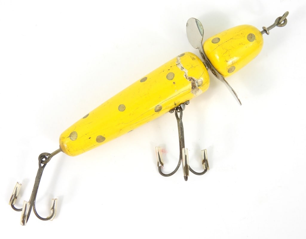 Two Pflueger Globe Bumble Bee Lures - 4