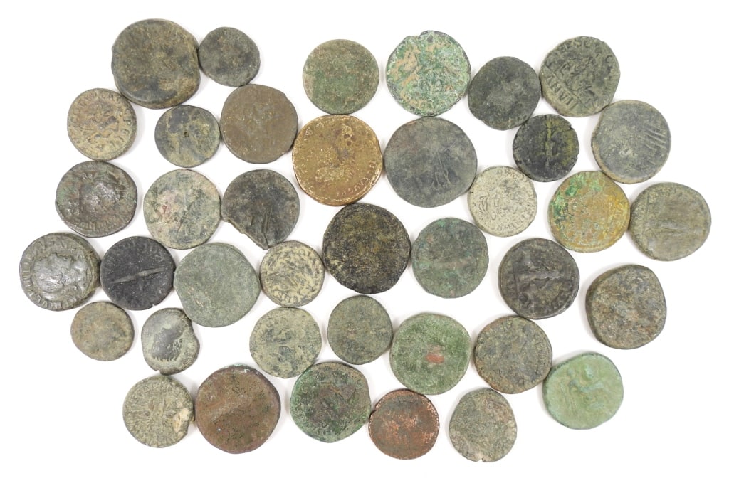 Group Of Assorted Bronze Roman Coins (1 of 10)