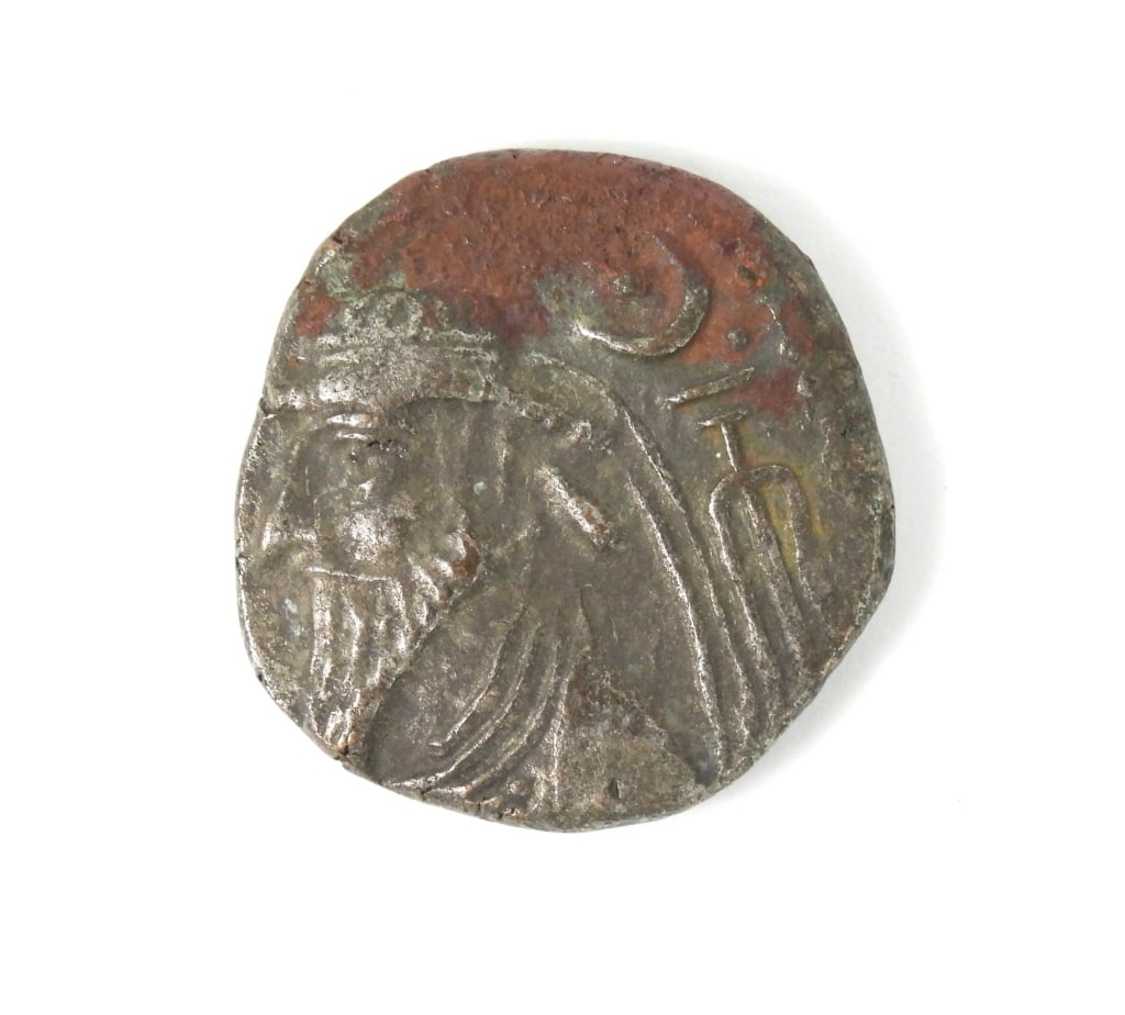 Kingdom of Elymais Tetradrachm Bronze Coin: Greek Kingdom of Elymais Tetradrachm bronze coin produced during the 1st Century BC to the 2nd Century AD.