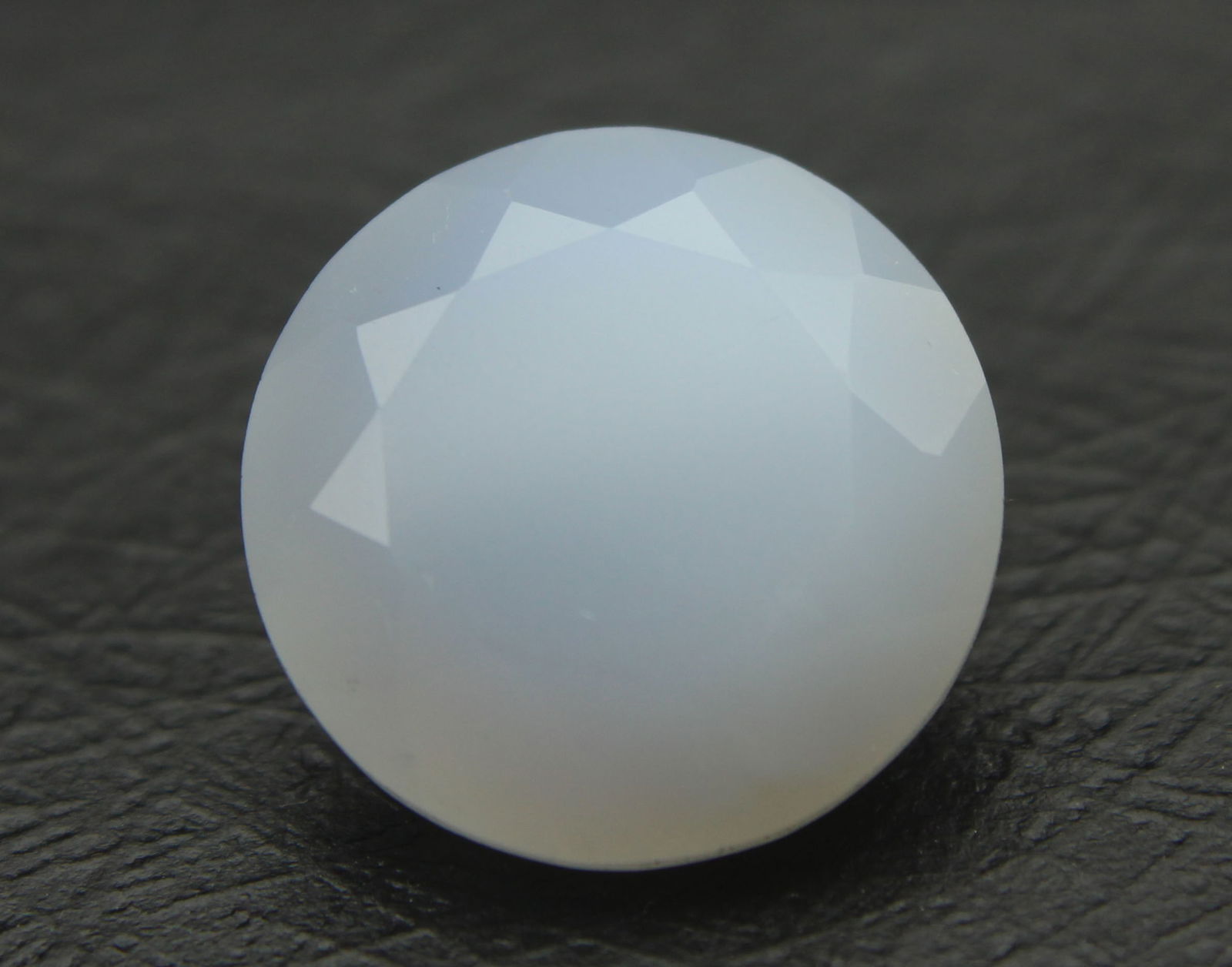 Beautiful 10.52 cts Natural Chalcedony (1 of 3)