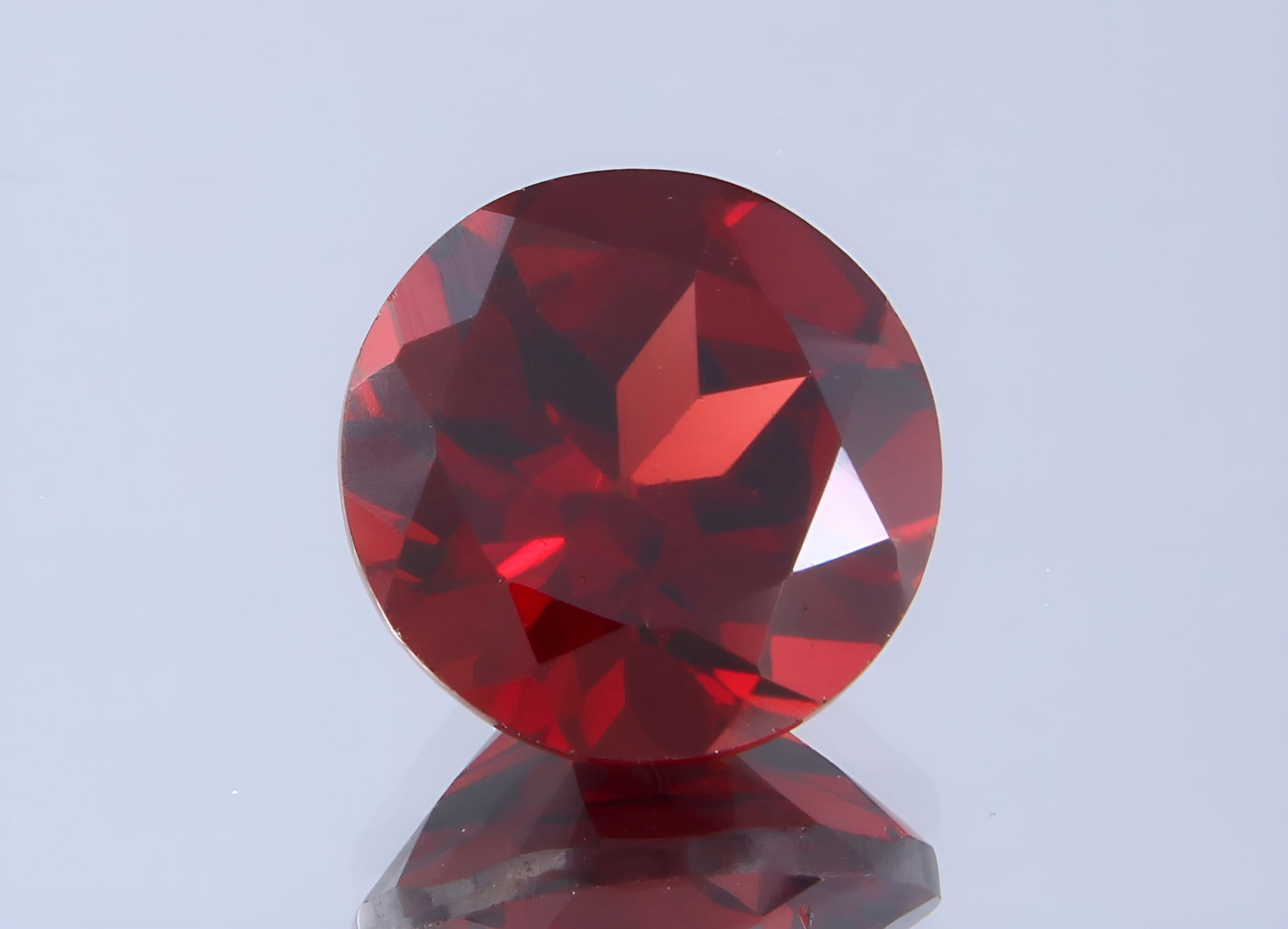 Beautiful 1.49 Cts Natural Almandine Garnet: Gemstone : Natural Almandine Garnet Shape and cut : Round Cut Origin : Brazil Weight : 1.49 carats Measurements : 7x7 mm [Calibrated] Color : Red Transparency : Transparent Treatment : No Treatment Cl