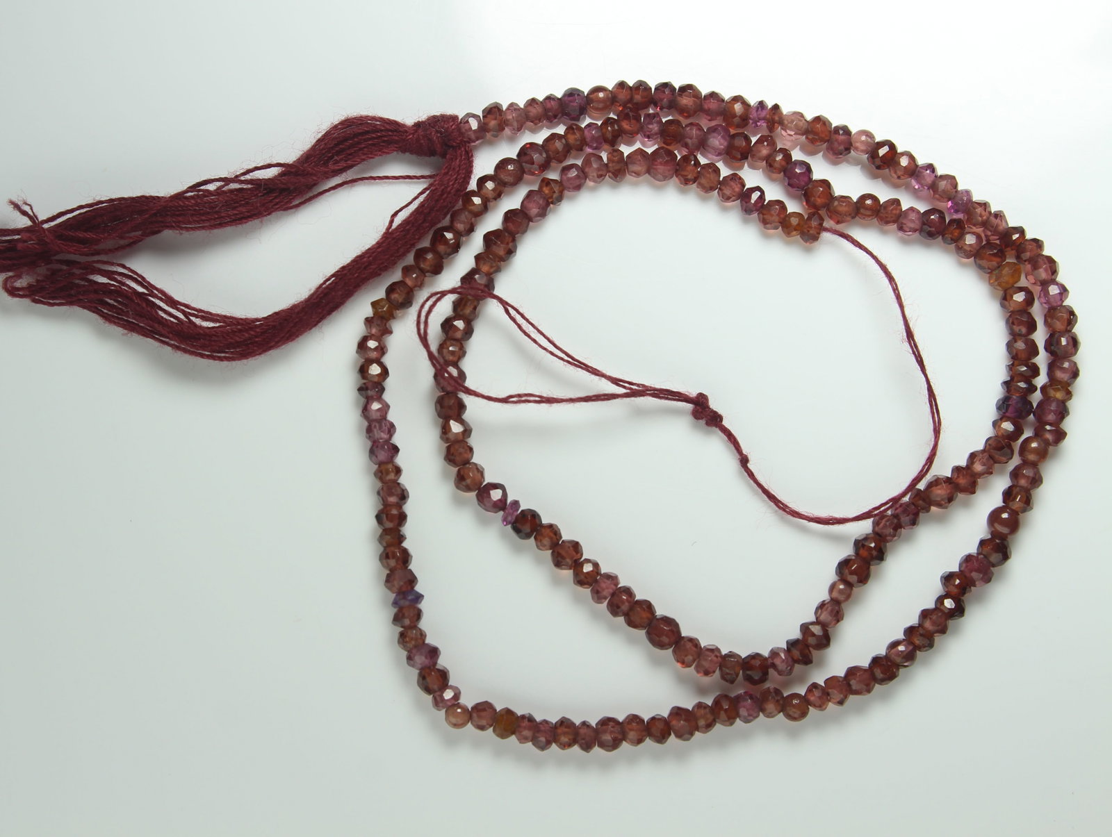 Lovely " Natural Pyrope Almandine Garnet " 22.37 Cts Natural Pyrope Almandine Garnet: Gemstone : Natural Almandine Garnet Shape and cut : Beads Cut Origin : Africa Weight :22.37 carats Dimensions: 3x3 mm Color : Red Transparency: Transparent Treatment : No Clarity : VVS Shipping-: Flat