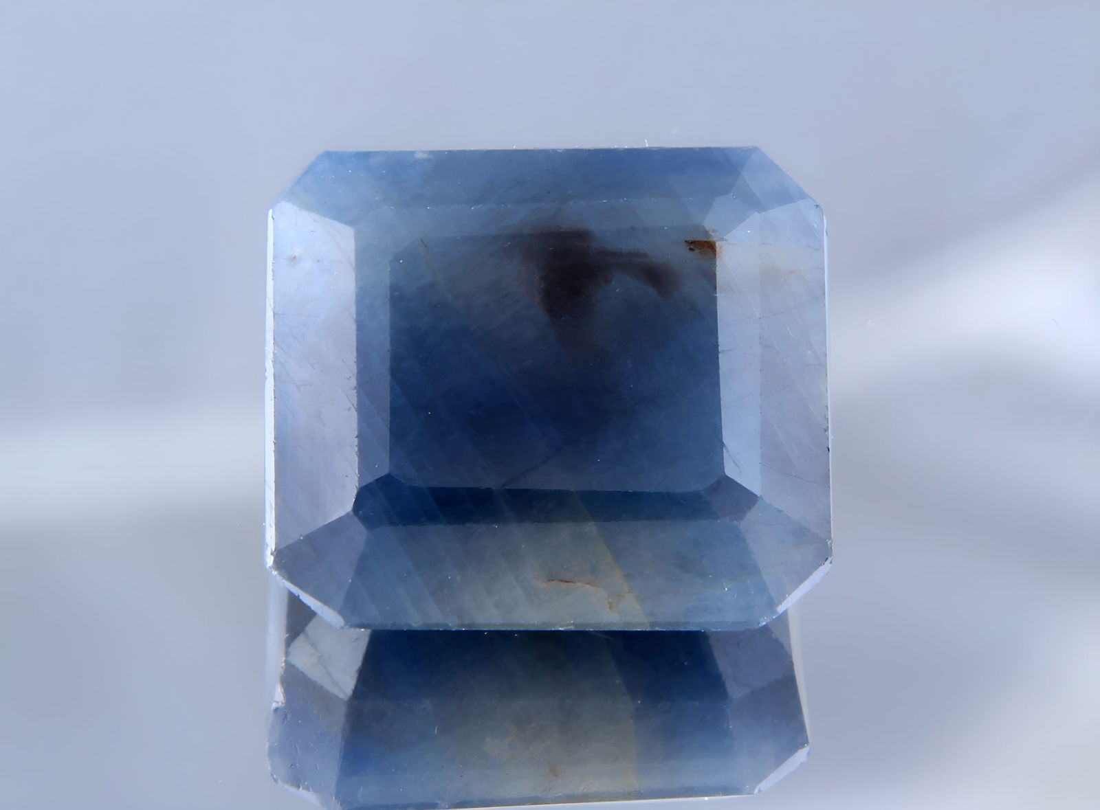 Beautiful " Natural Unheated Sapphire " 6.71 Cts Natural Sapphire (1 of 5)