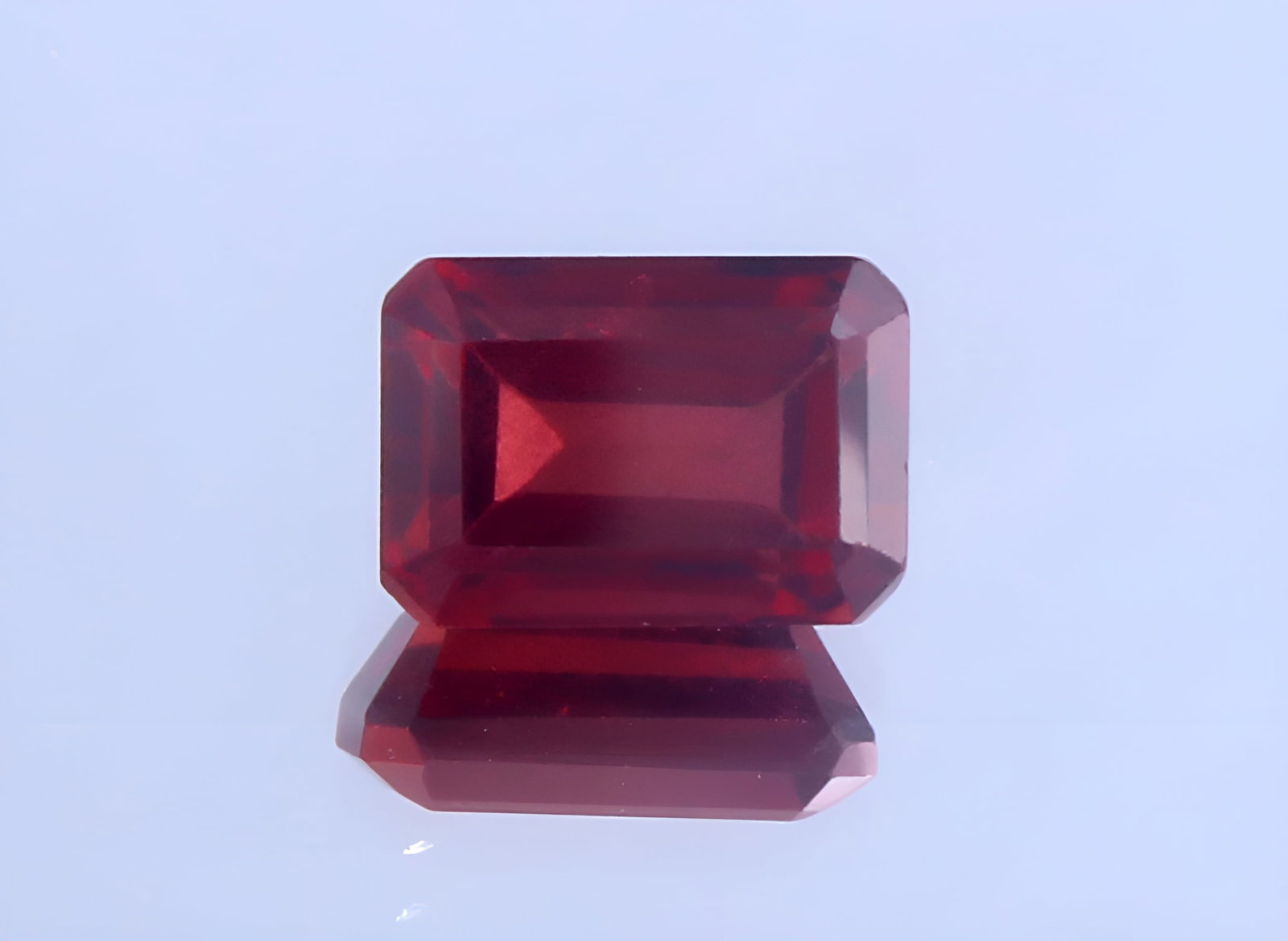 Beautiful " Natural Pyrope Almandine Garnet " 1.50 Cts Natural Pyrope Almandine Garnet: Gemstone : Natural Almandine Garnet Shape and cut : Rectengular Cut Origin : Africa Weight : 1.50 carats Dimensions: 7x5 mm Color : Red Transparency: Transparent Treatment : No Clarity : VVS Shipping-
