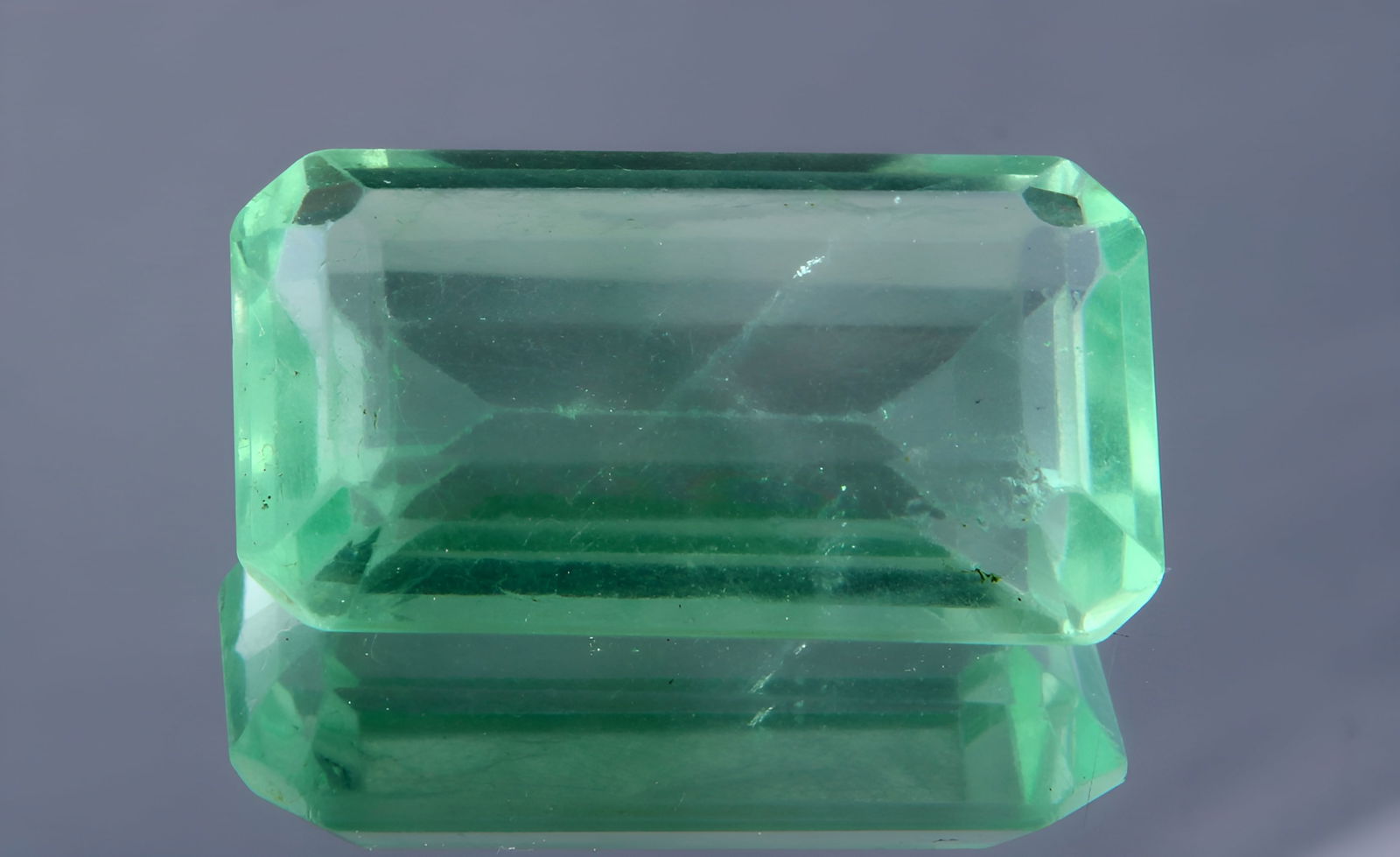Beautiful " Natural Green Fluorite " 22.16 Natural Green Fluorite (1 of 5)