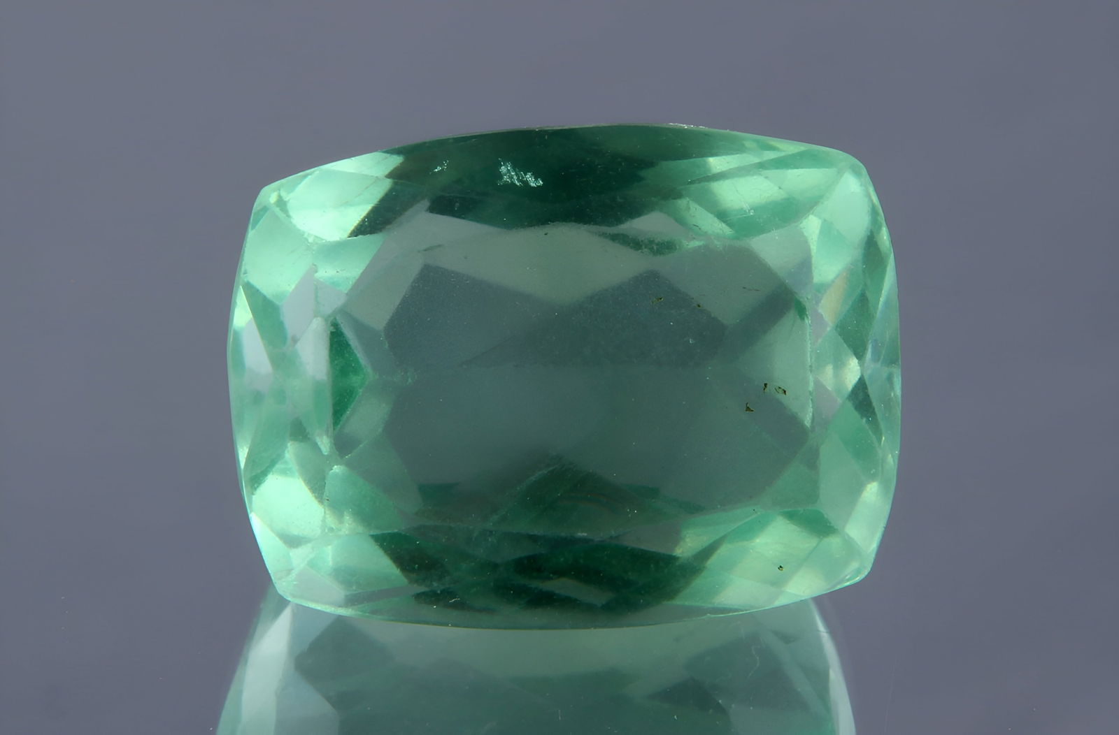 Beautiful " Natural Green Fluorite " 25.88 Cts Natural Green Fluorite (1 of 5)