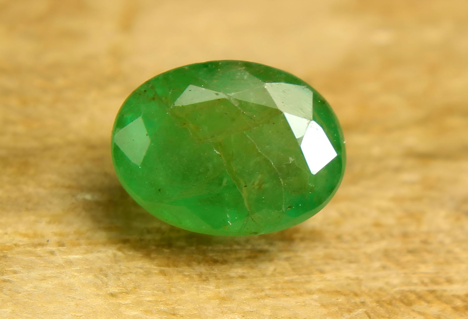 Lovely "Natural Zambia Emerald" 1.93 Cts Natural Emerald (1 of 6)