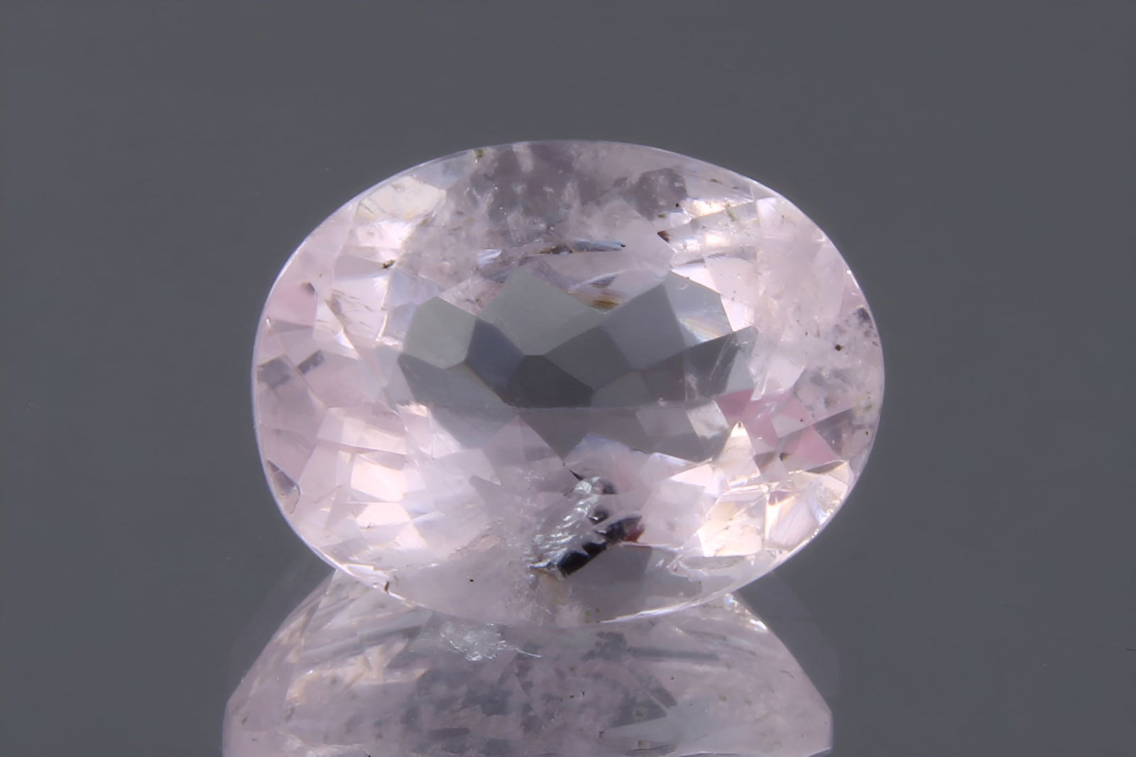 Lovely 1.71 Cts Natural Madagascar Morganite (1 of 5)