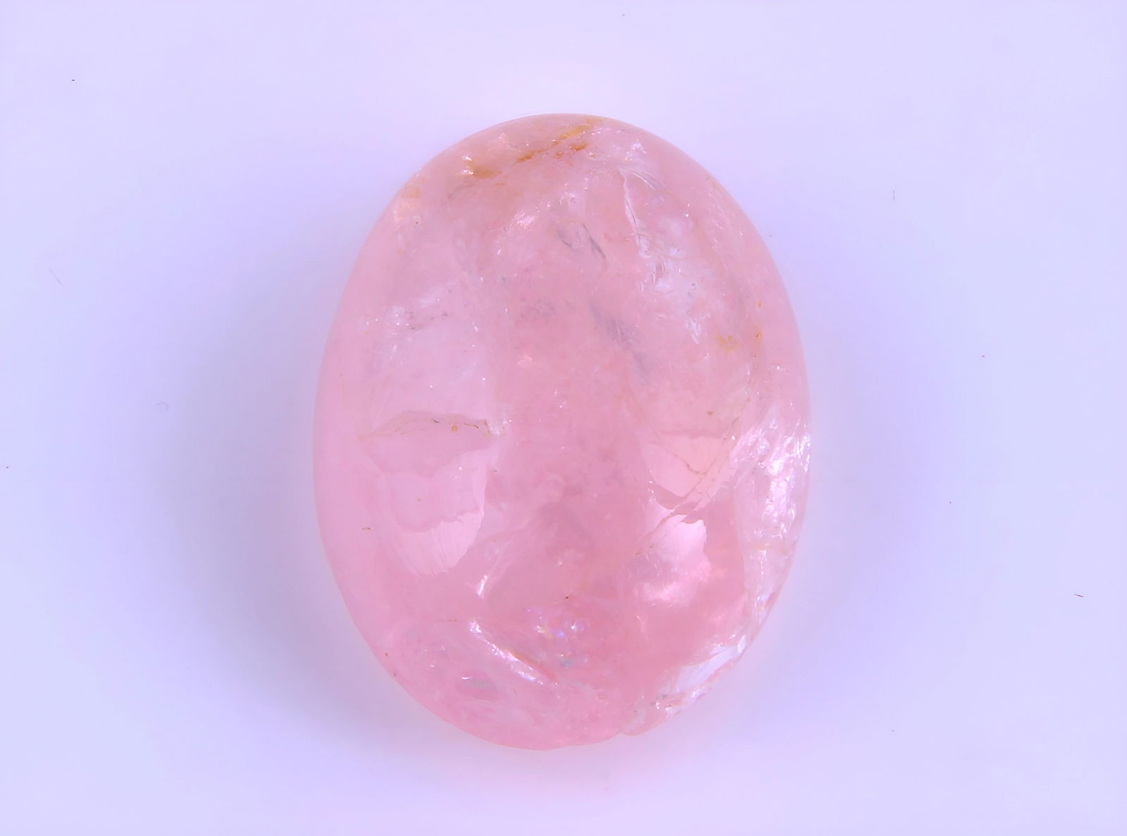 Fabulous " Natural Morganite " 11.28 cts Natural Morganite: Gemstone : Natural Morganite Shape and Cut : Oval Cabochon Weight : 11.28 caratsMeasurements : 16.96x12.42x7.52 mm Color : Peach Transparency: Transparent Treatment : No Treatment Origin : India Clari