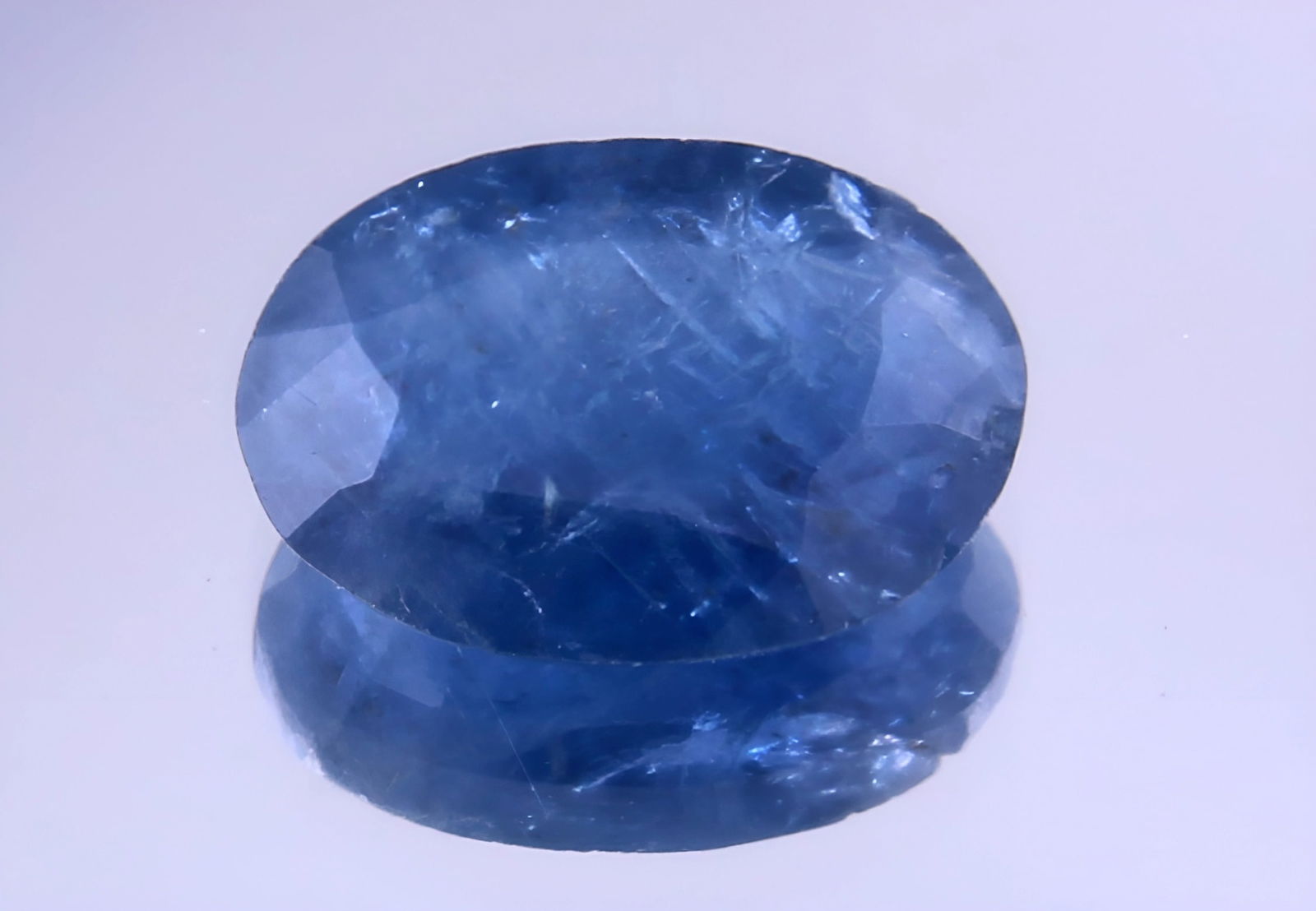 Beautiful 0.84 Cts " Natural Unheated Sapphire" Natural Unheated Sapphire (1 of 5)