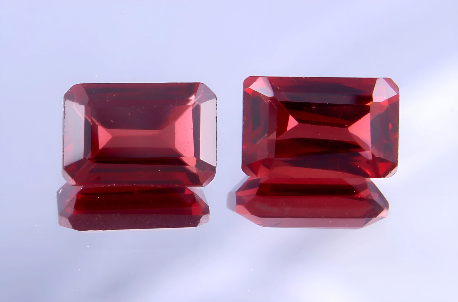 Stunning 1.62 Cts Natural Red Garnet Pair (1 of 5)