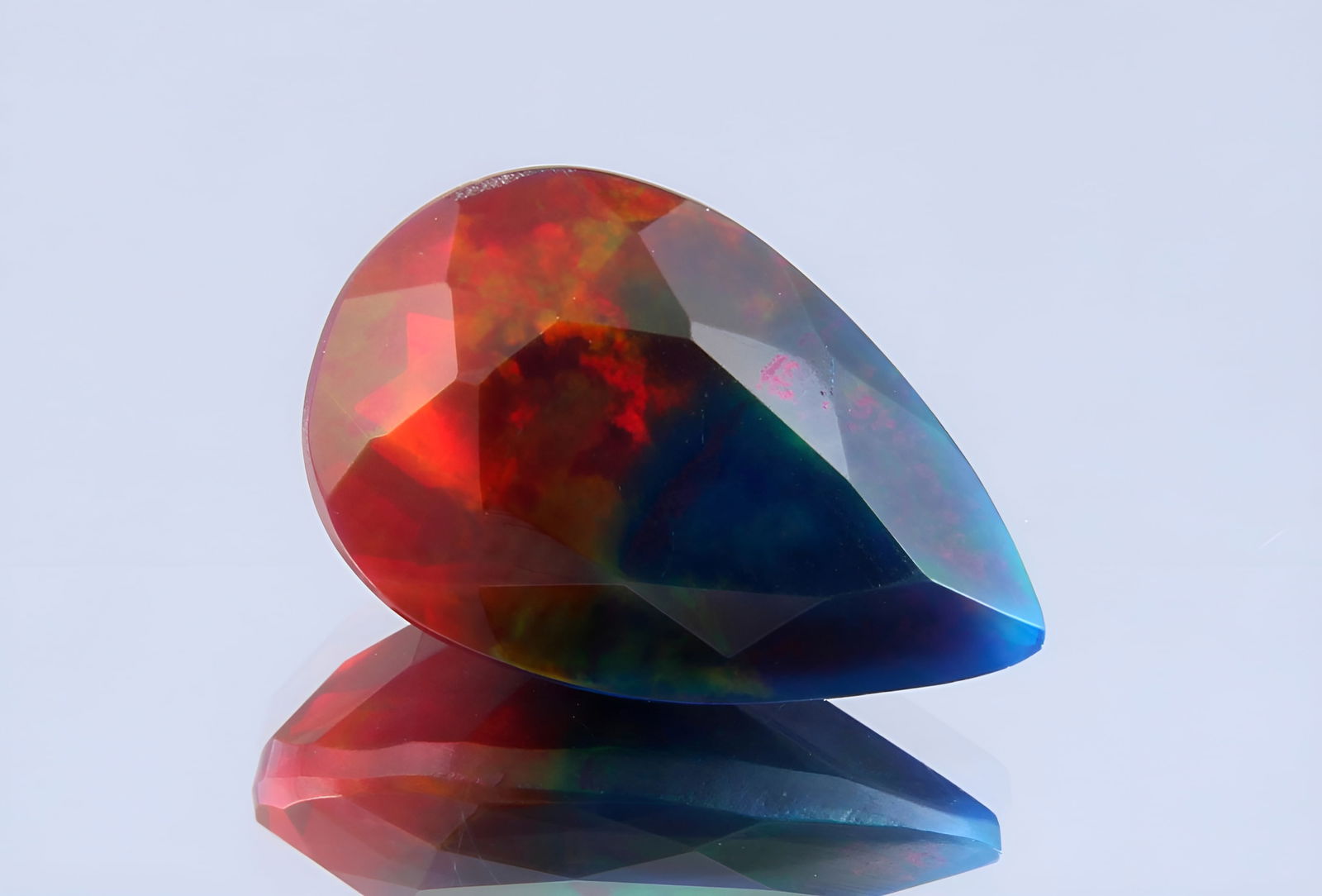 Gorgeous 2.04 Cts Natural Bi-Colour Ethiopan Opal (1 of 9)