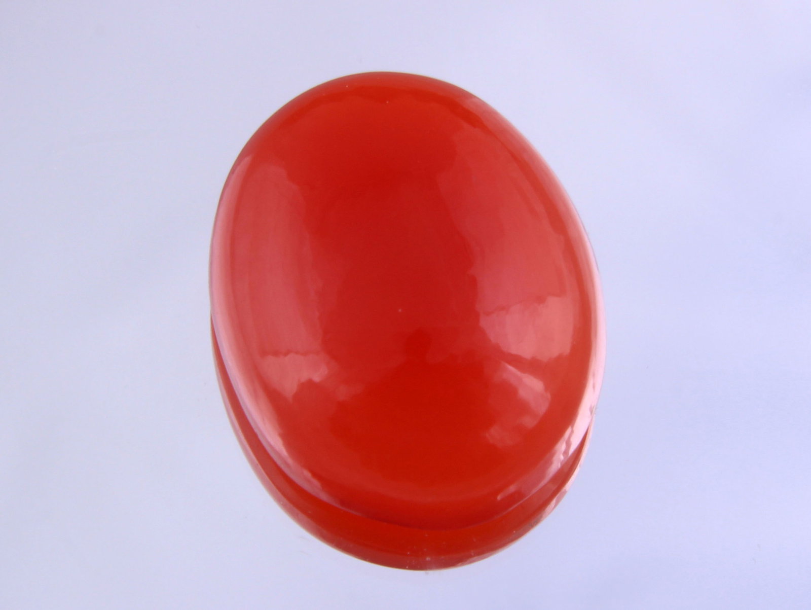 Wonderful 8.98 Cts Natural Carnelian: Gemstone : Natural Carnelian Weight : 8.98 carat Shape : Oval Cut Dimensions : 16x13 mm Color : Orange Origin : India Treatment : Heated Transparency : Translucent Shipping-: Flat rate of $7.00 to any