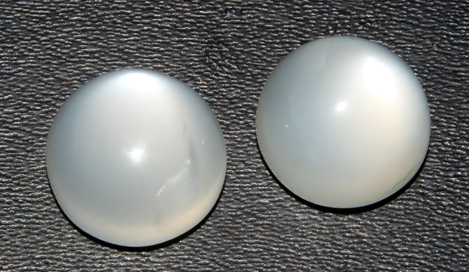 Gorgeous 10.01 Cts Natural  Moonstone Set (1 of 3)
