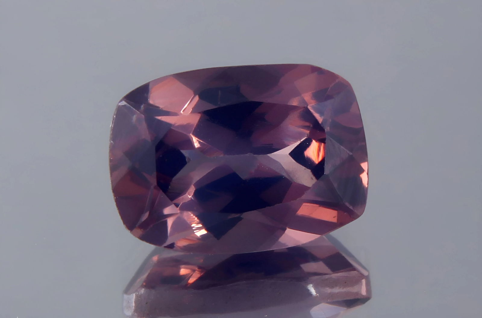 Amazing GSI Certified Natural Purple Spinel Loose Gemstone 1.14 Ct (1 of 8)