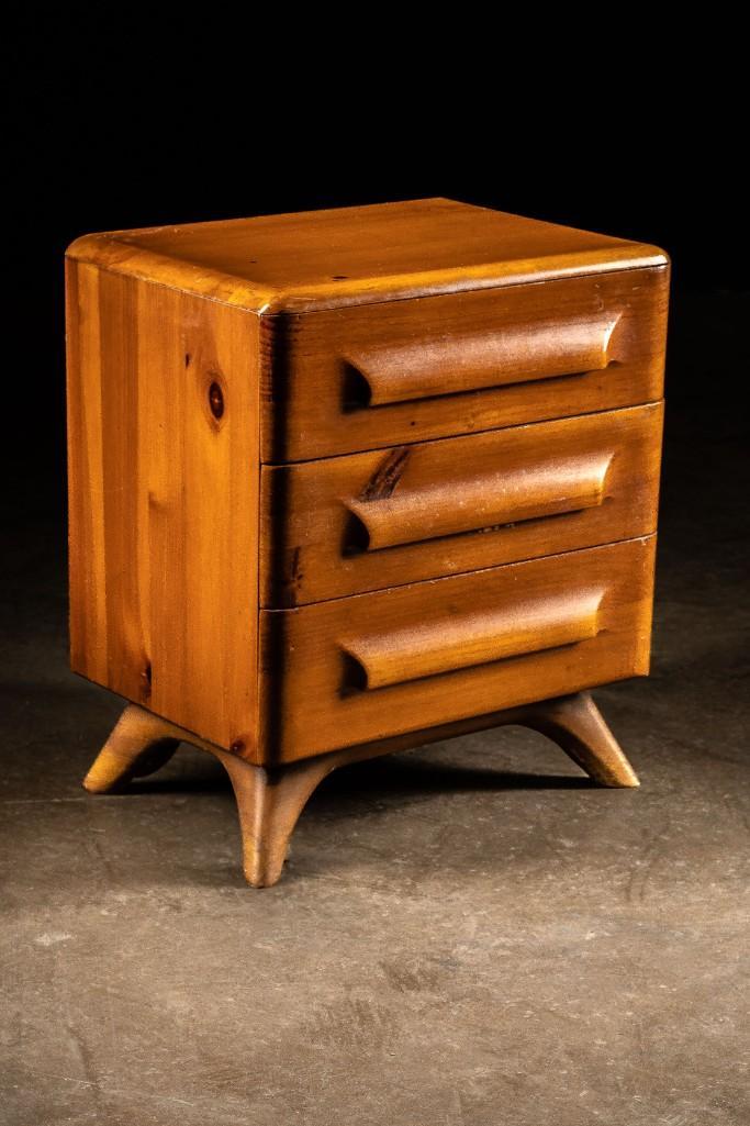 MCM Sculptured Pine Side Table by Shockey (1 of 8)