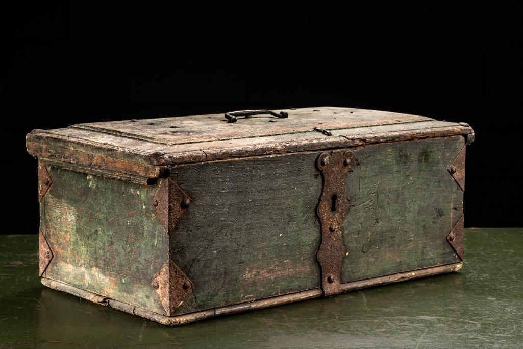 Spectacular Antique Forest Green Tool Chest (1 of 7)