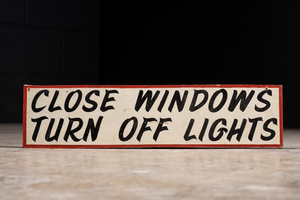 Vintage Wooden Closing Sign (1 of 5)
