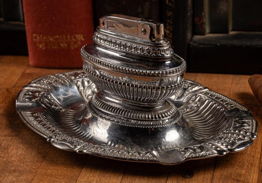 c. 1960 Omscolite Matching Ashtray and Lighter Set (1 of 3)