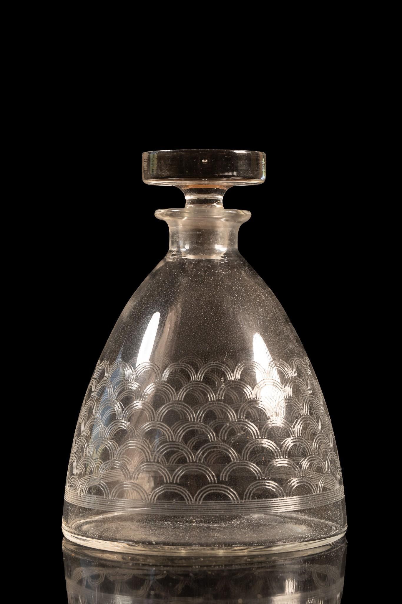 Art Deco Glass Decanter Baccarat? (1 of 4)