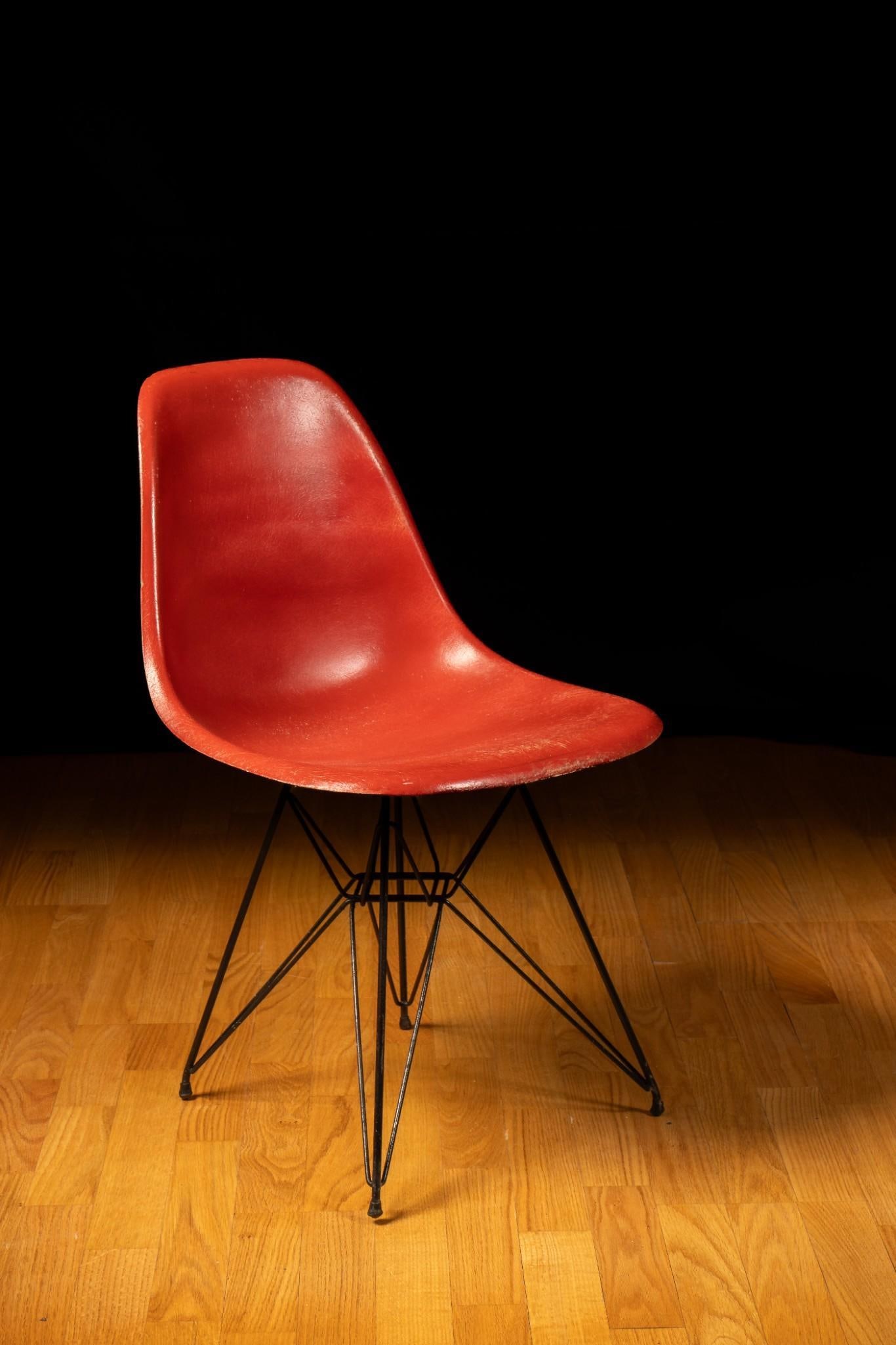 Vintage Herman-Miller Eames Chair in Red 6 (1 of 7)