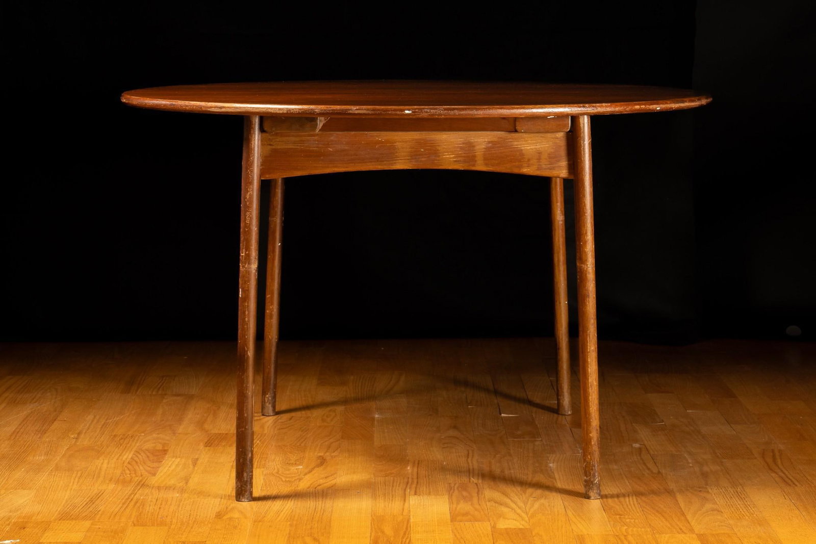 MCM Danish Dining Table by Folke Ohlsson for DUX (1 of 11)
