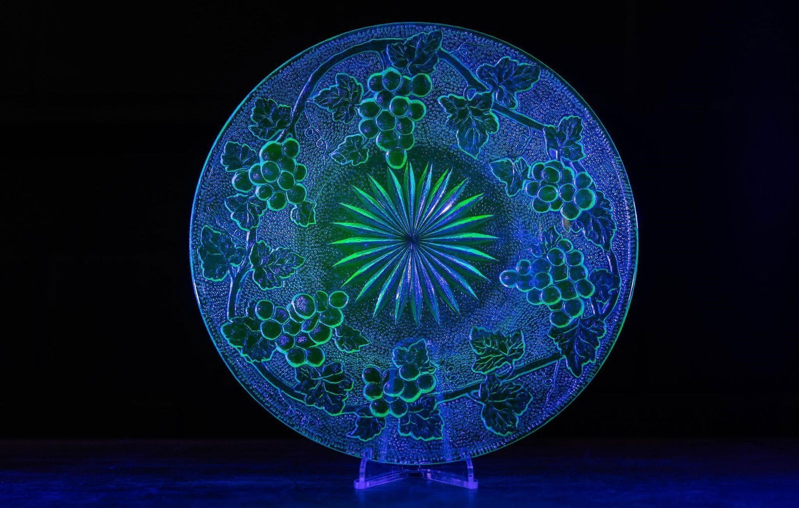 Vintage Uranium Glass Grape Pattern Dining Plate 2 (1 of 8)