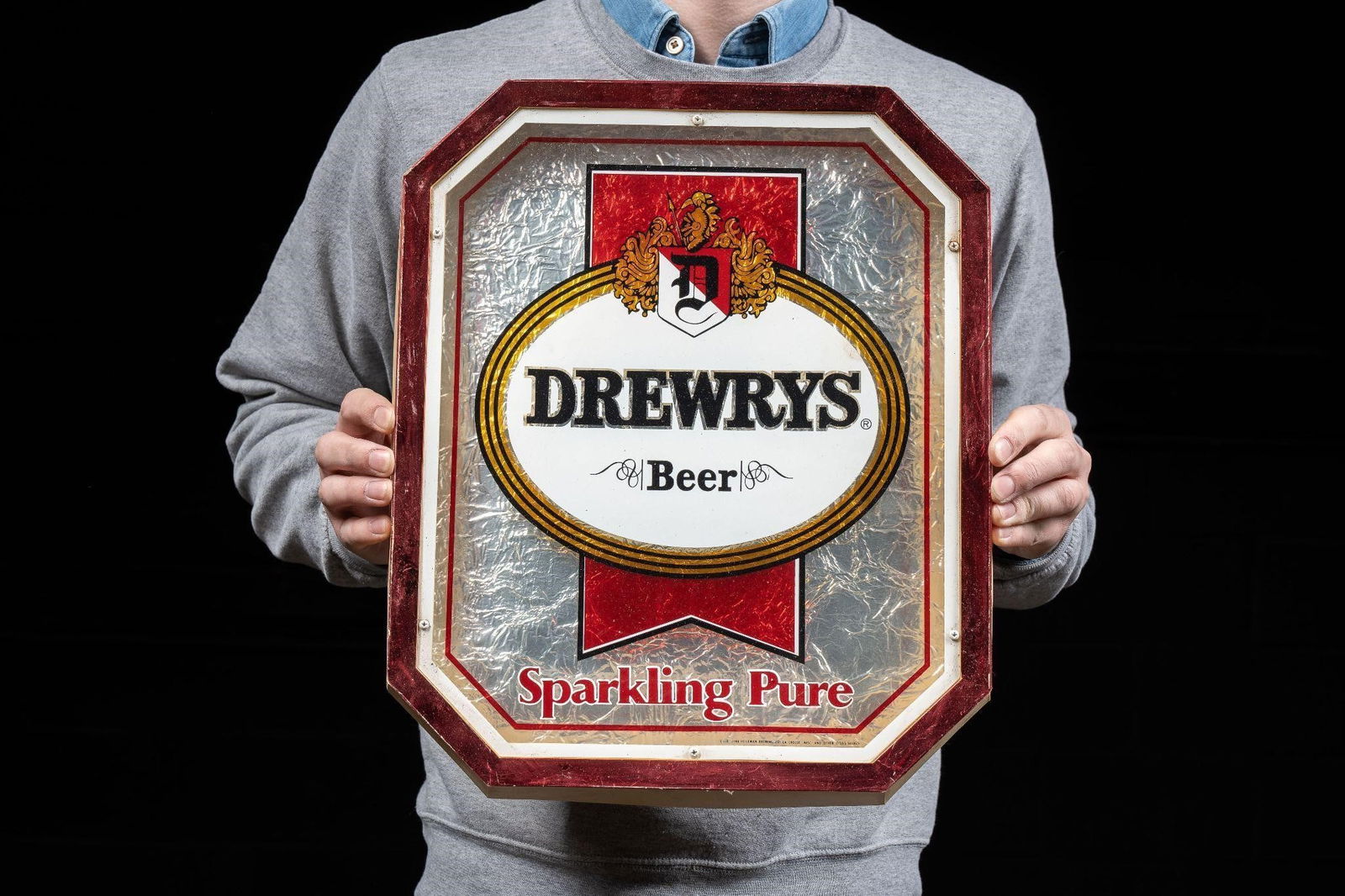 VTG Drewrys "Sparkling Pure" 8-Sided Plastic Sign (1 of 6)